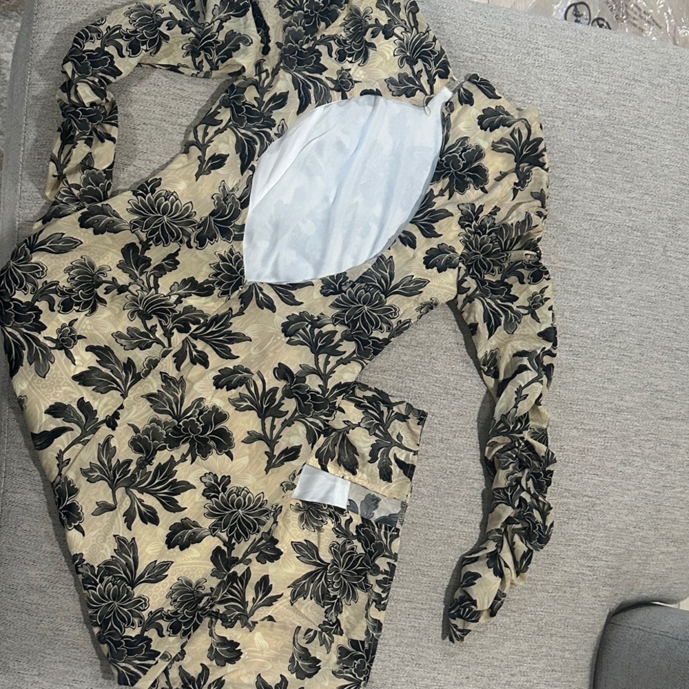 Elegant Black and Cream Floral Midi Dress